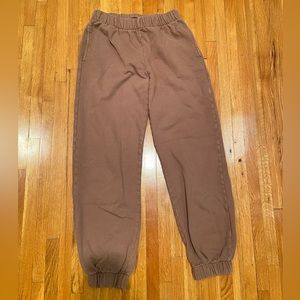 Brandy Melville Rosa Sweatpants Woman’s OS in Brown